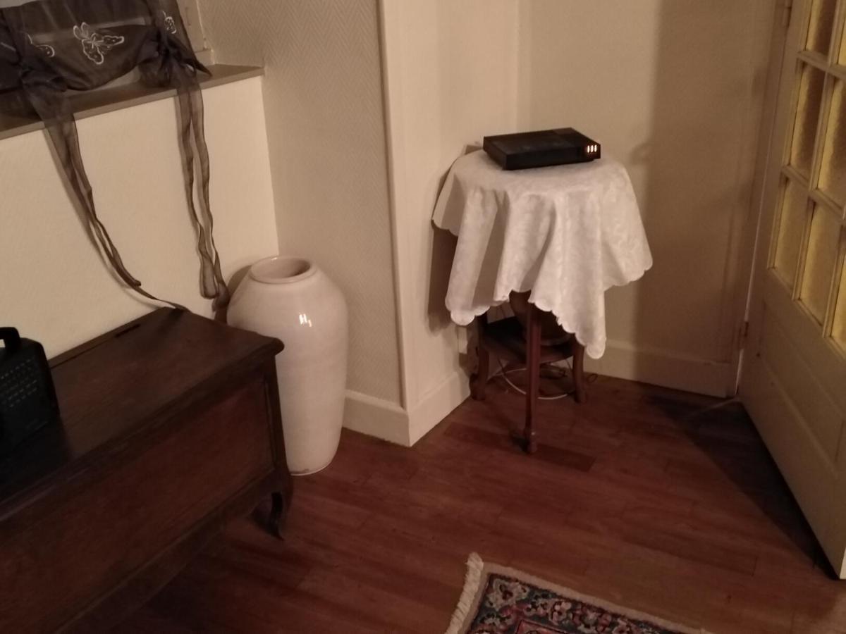 Maison Familiale Coteaux De La Vezere Voutezac エクステリア 写真